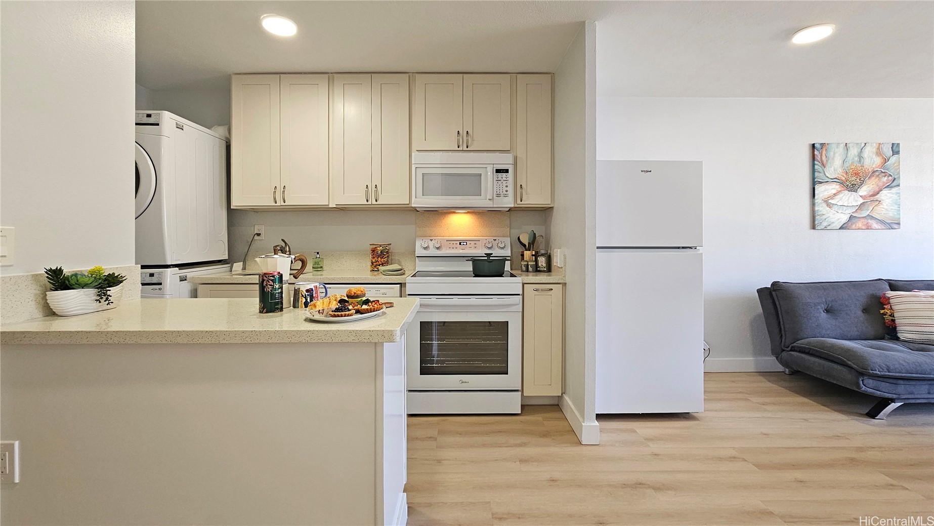 435 Seaside Avenue 805