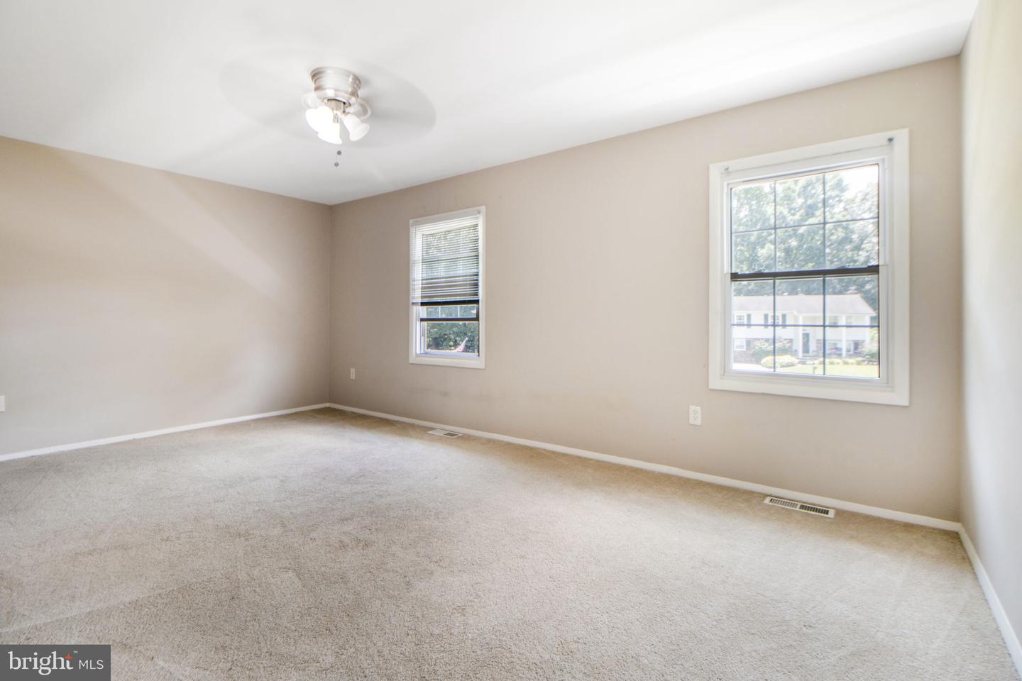 2234 Autumn Valley Cir