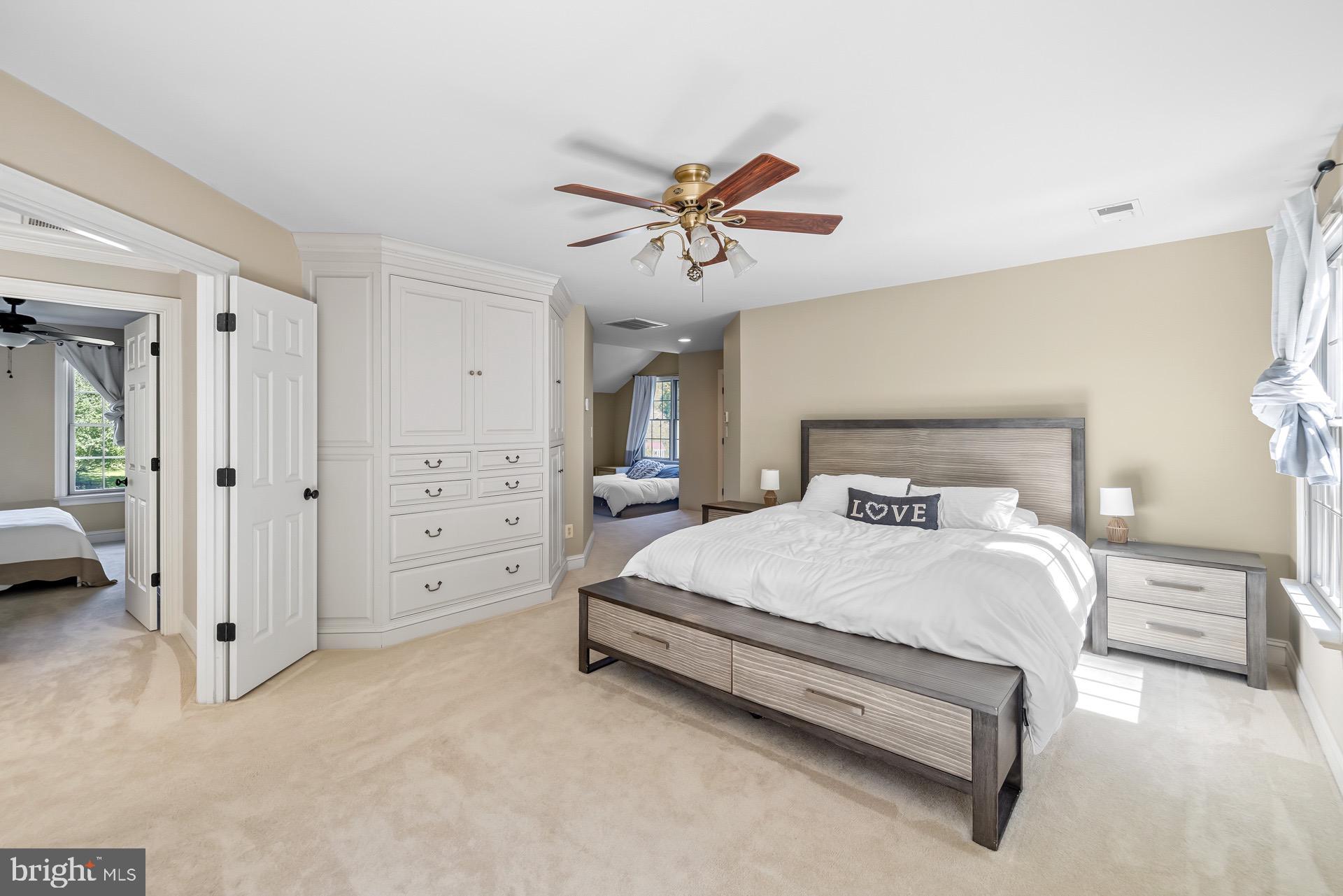 99 HUMMINGBIRD COURT