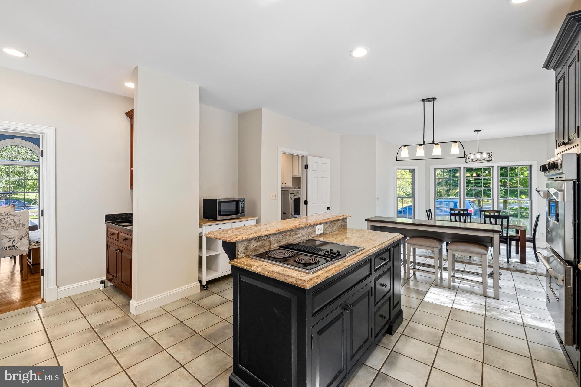 99 HUMMINGBIRD COURT