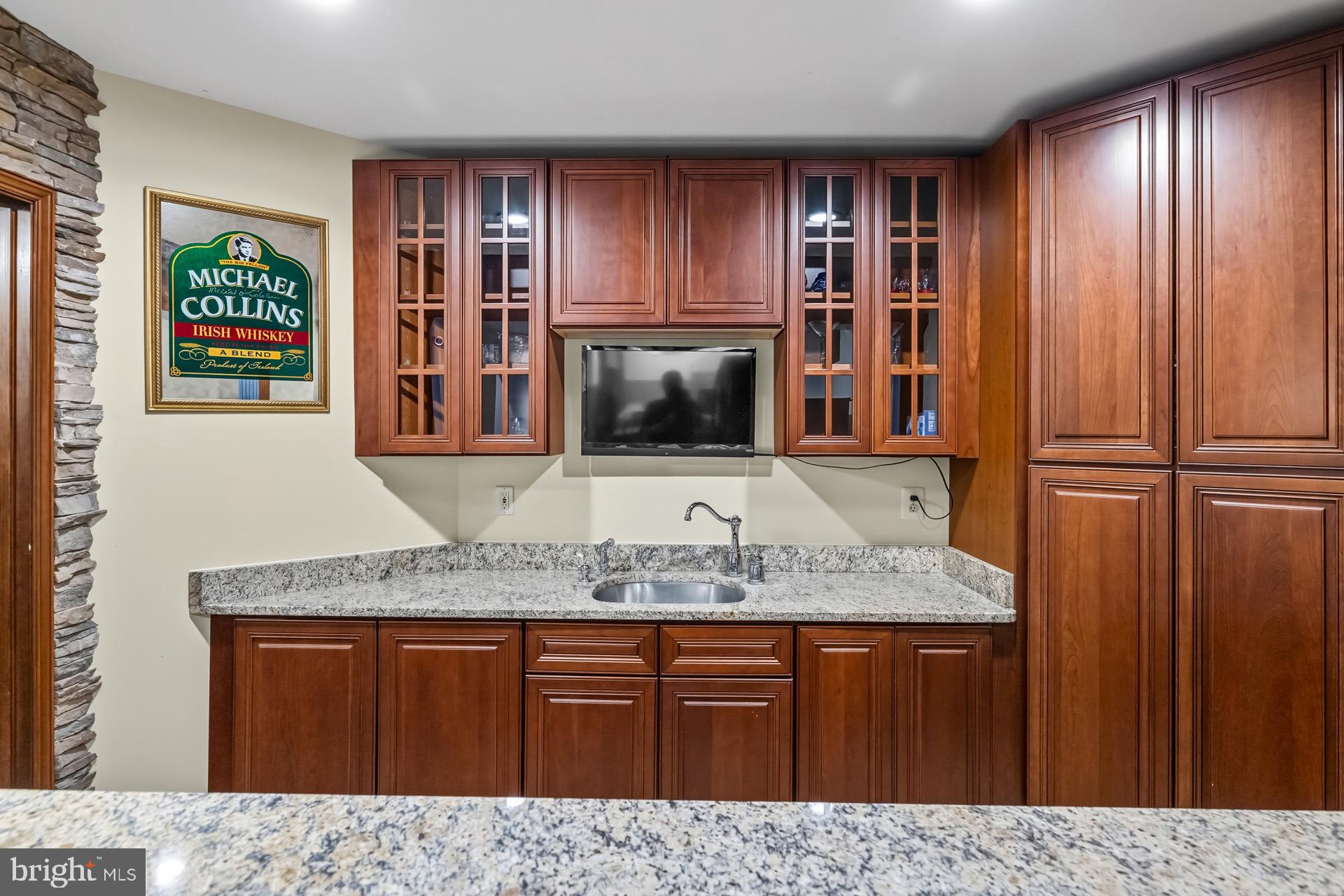 99 HUMMINGBIRD COURT