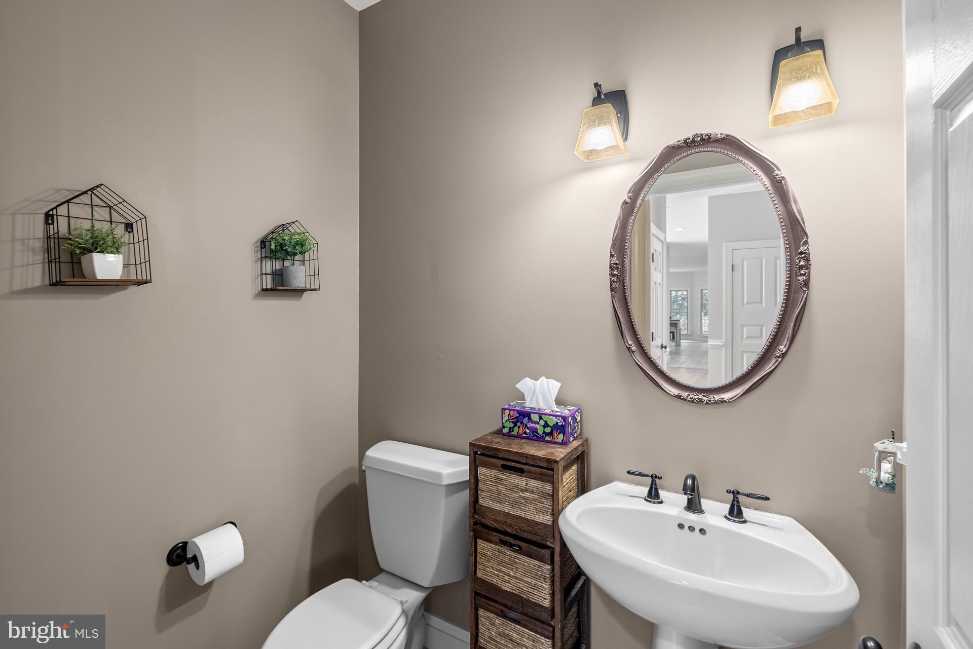 99 HUMMINGBIRD COURT