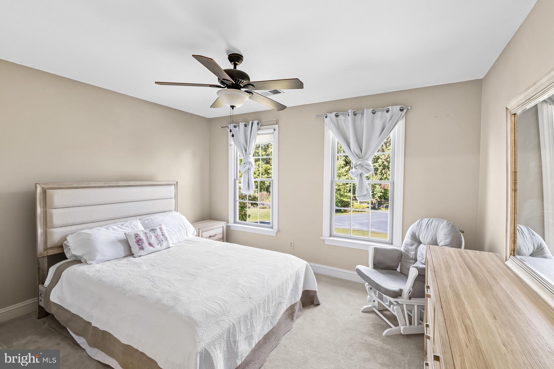 99 HUMMINGBIRD COURT