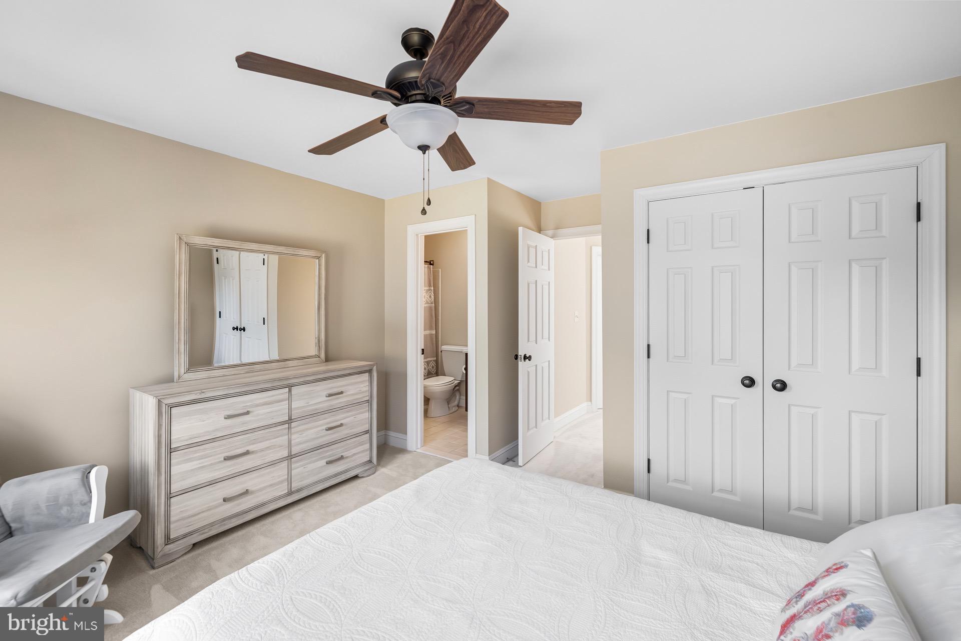 99 HUMMINGBIRD COURT