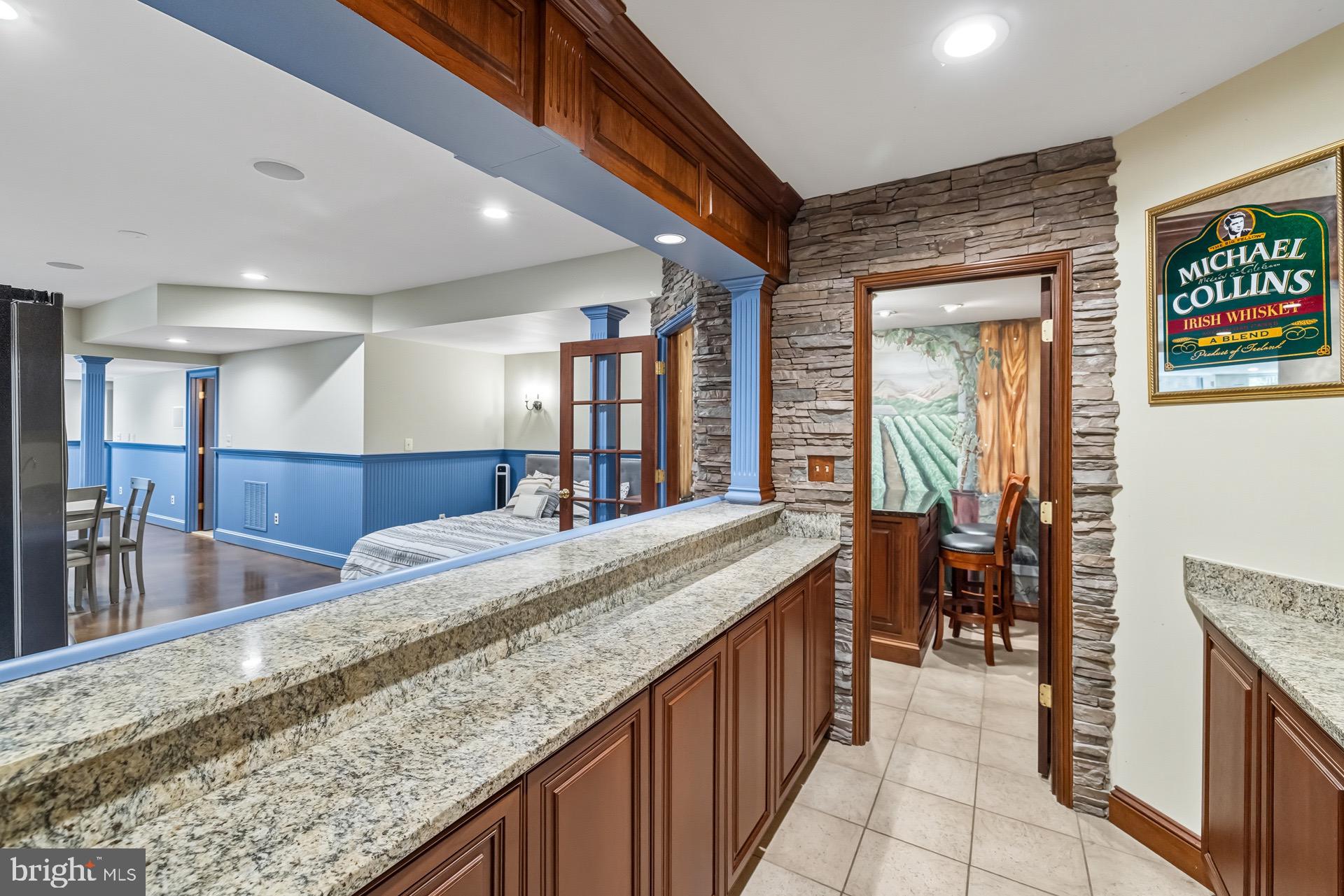 99 HUMMINGBIRD COURT