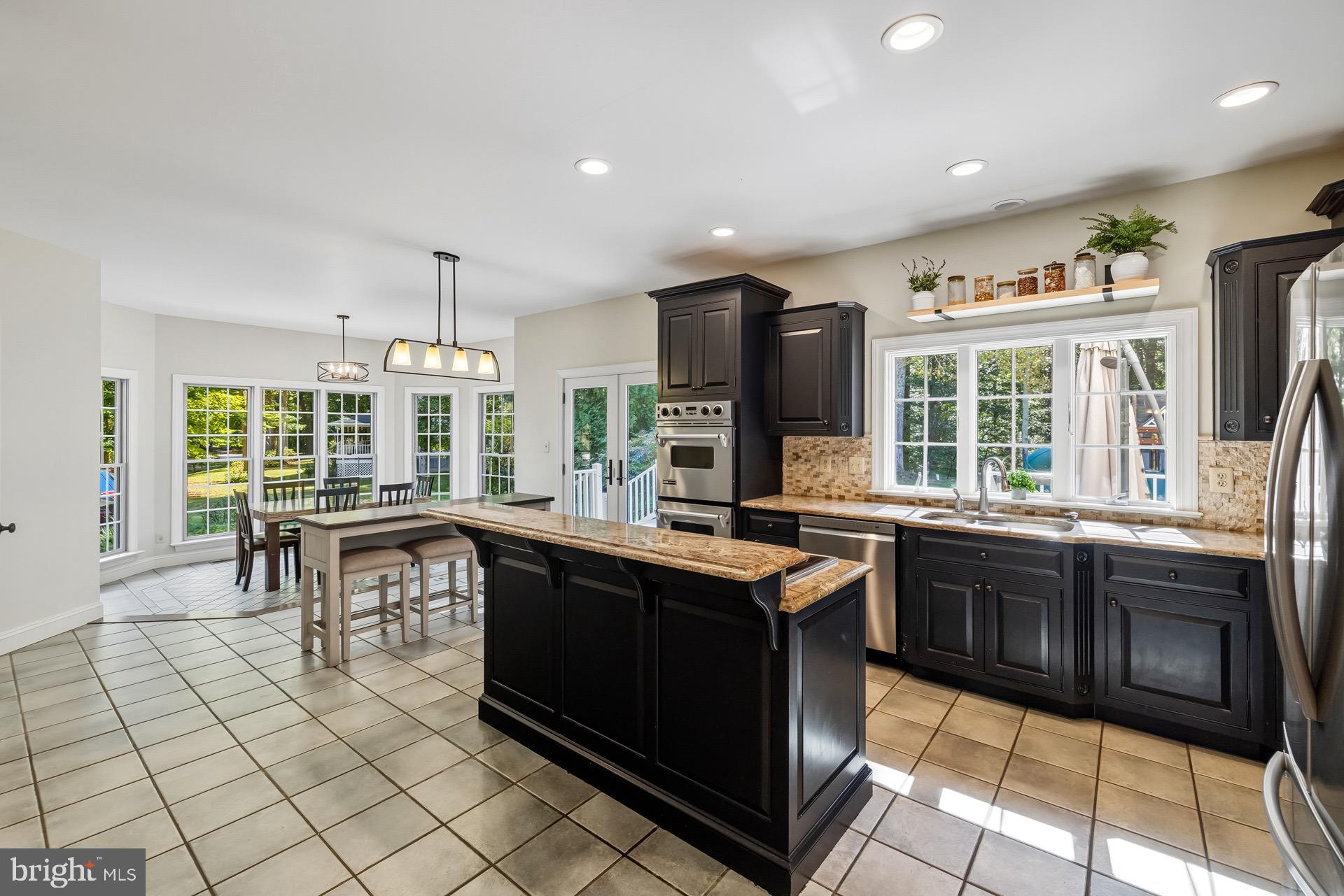 99 HUMMINGBIRD COURT