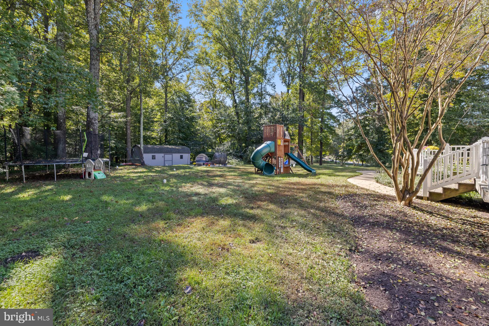 99 HUMMINGBIRD COURT