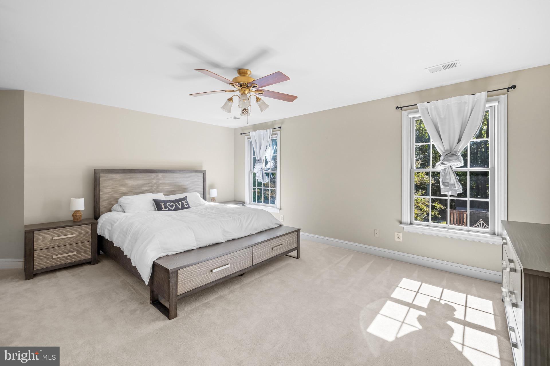 99 HUMMINGBIRD COURT