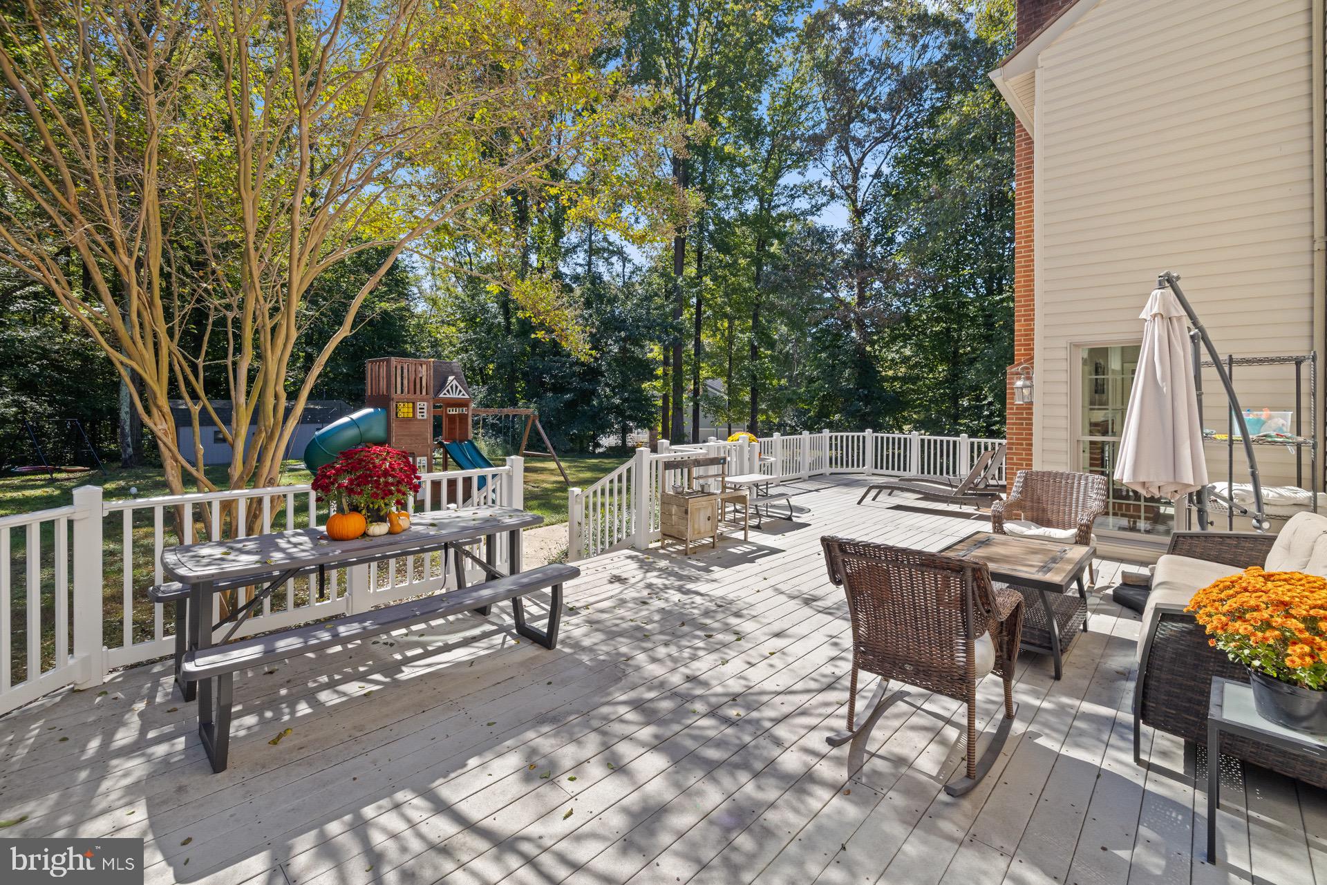 99 HUMMINGBIRD COURT