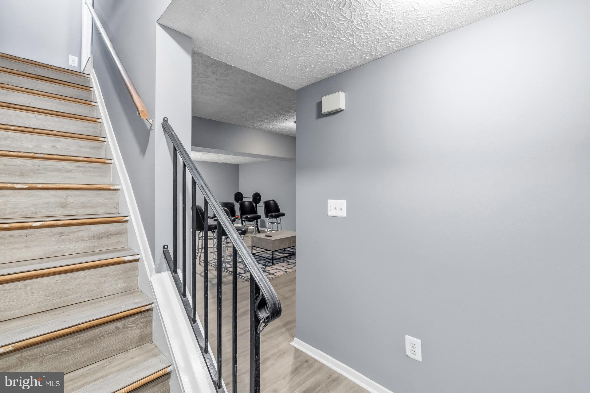 1250 BIRCHCREST COURT