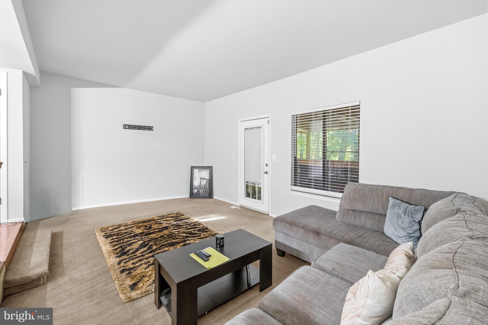 1250 BIRCHCREST COURT