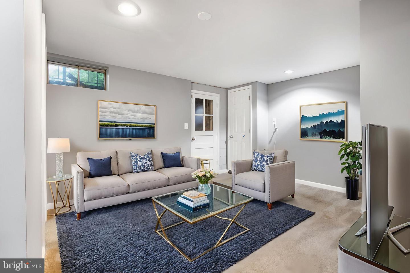 5655 Leiden Rd