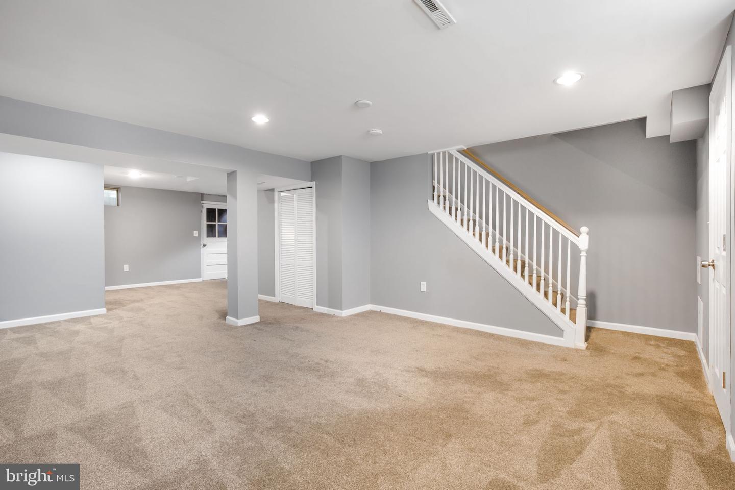 5655 Leiden Rd