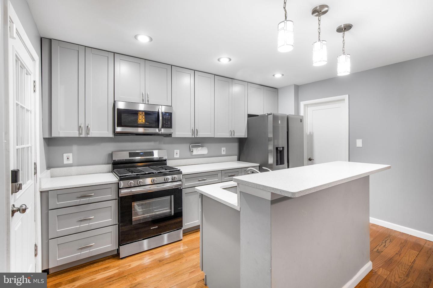 5655 Leiden Rd