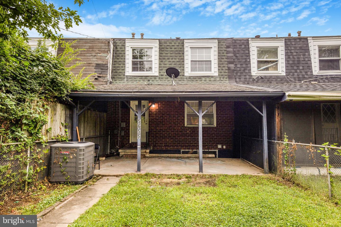 5655 Leiden Rd