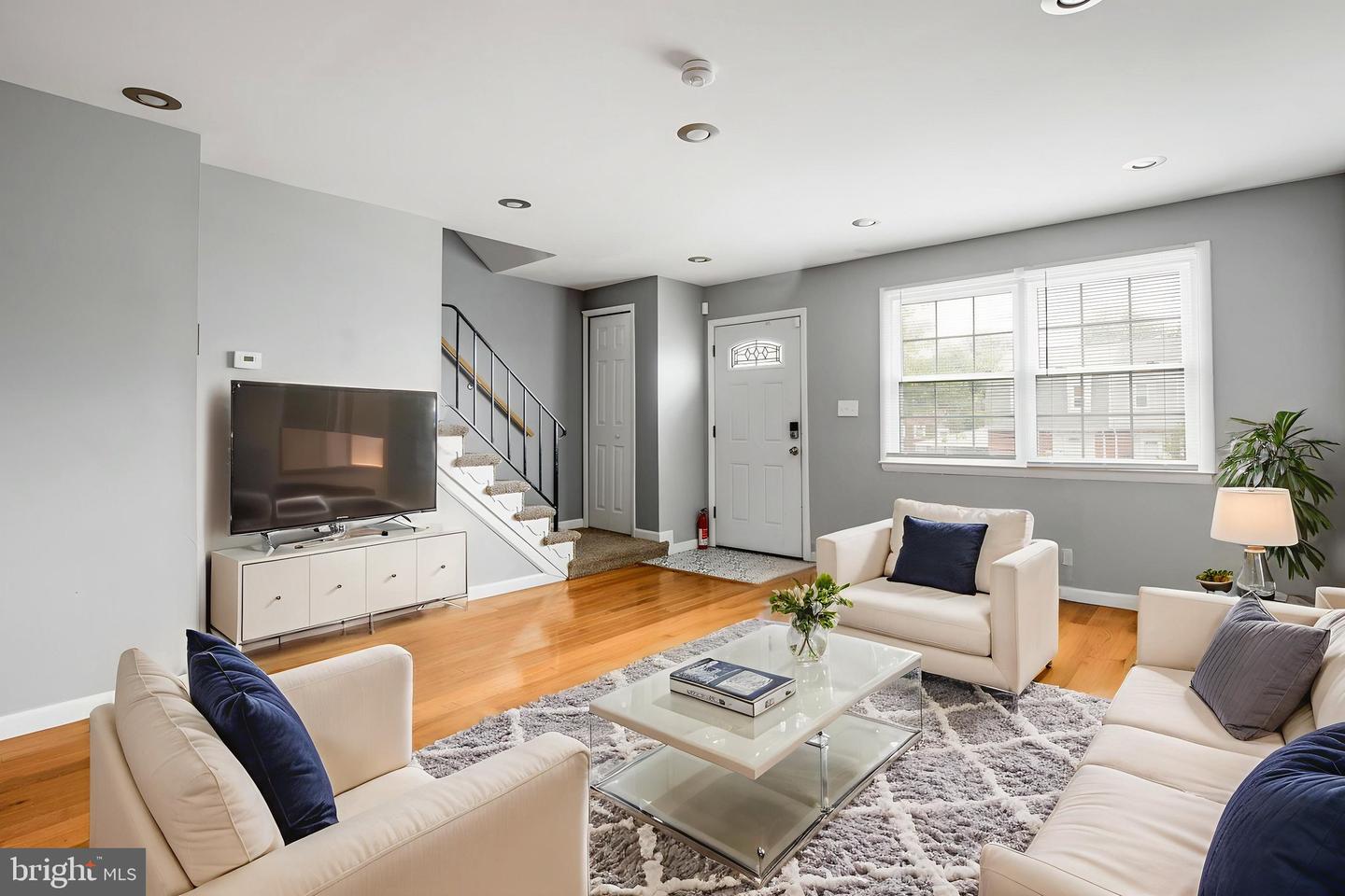5655 Leiden Rd