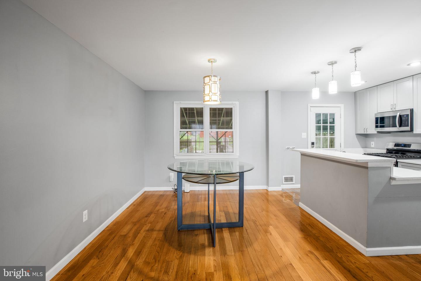 5655 Leiden Rd