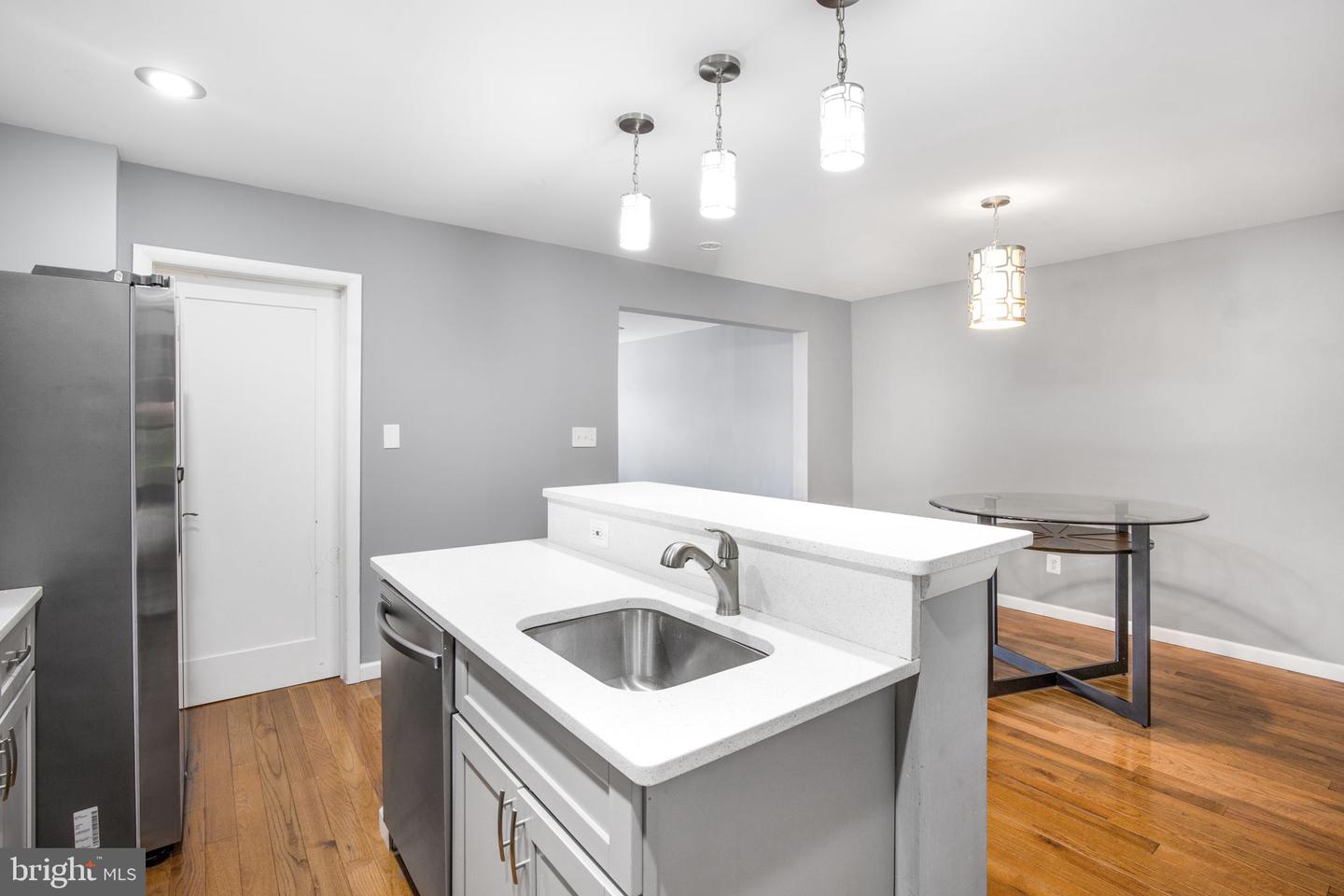 5655 Leiden Rd