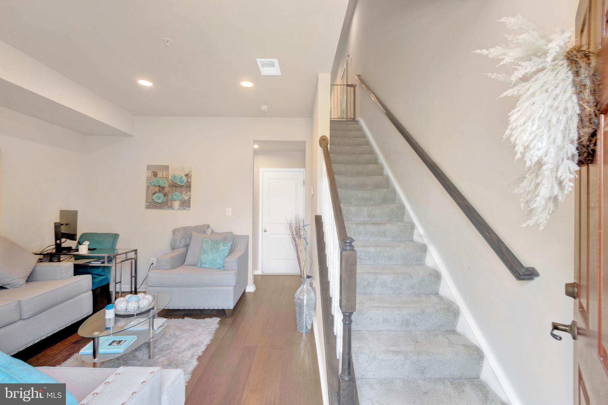 10503 Meridian Hill Way