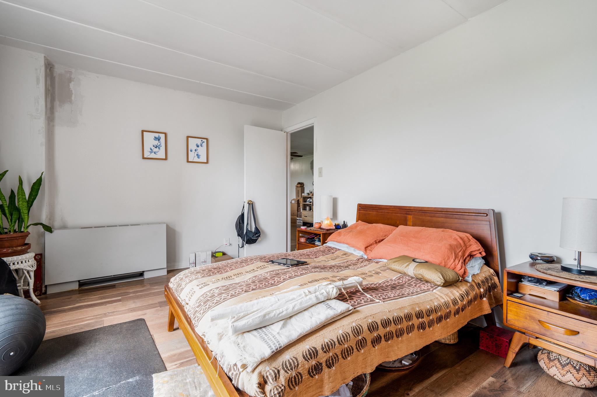 6011 Emerson St #607