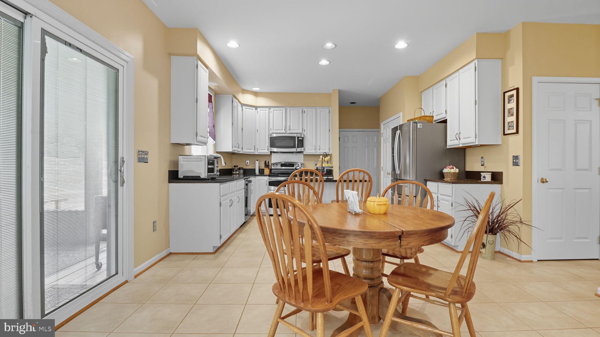 5308 LAKEVALE TERRACE