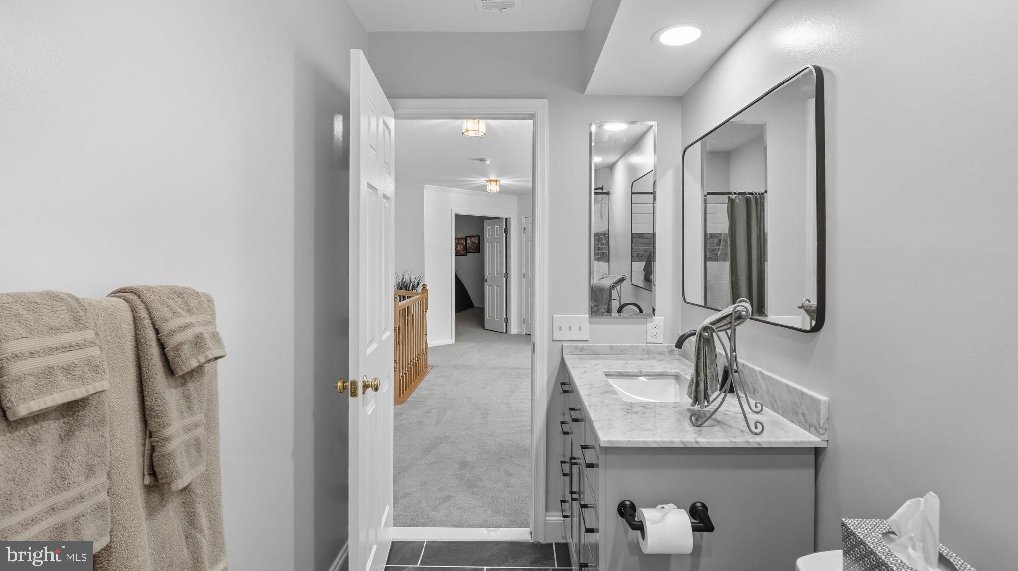 5308 LAKEVALE TERRACE