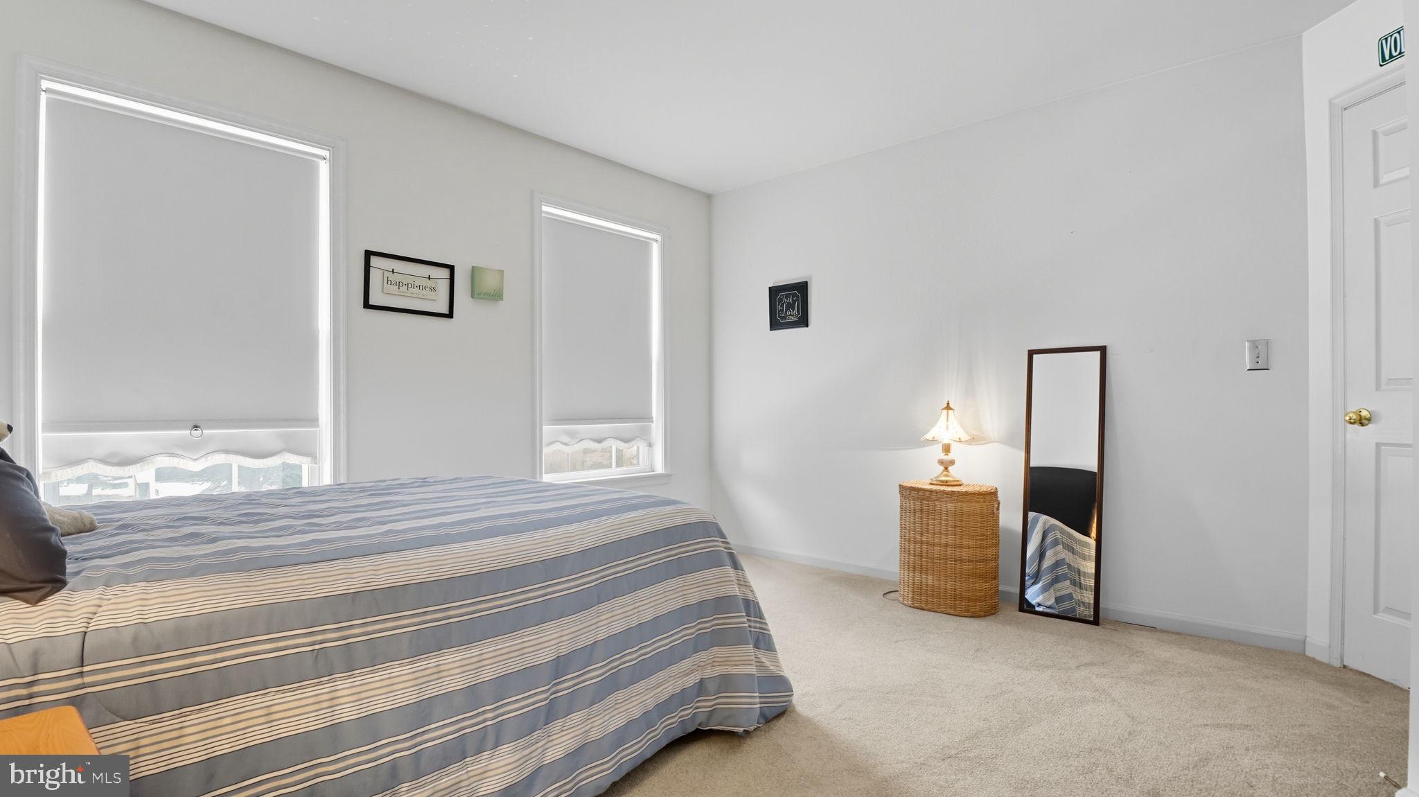 5308 LAKEVALE TERRACE