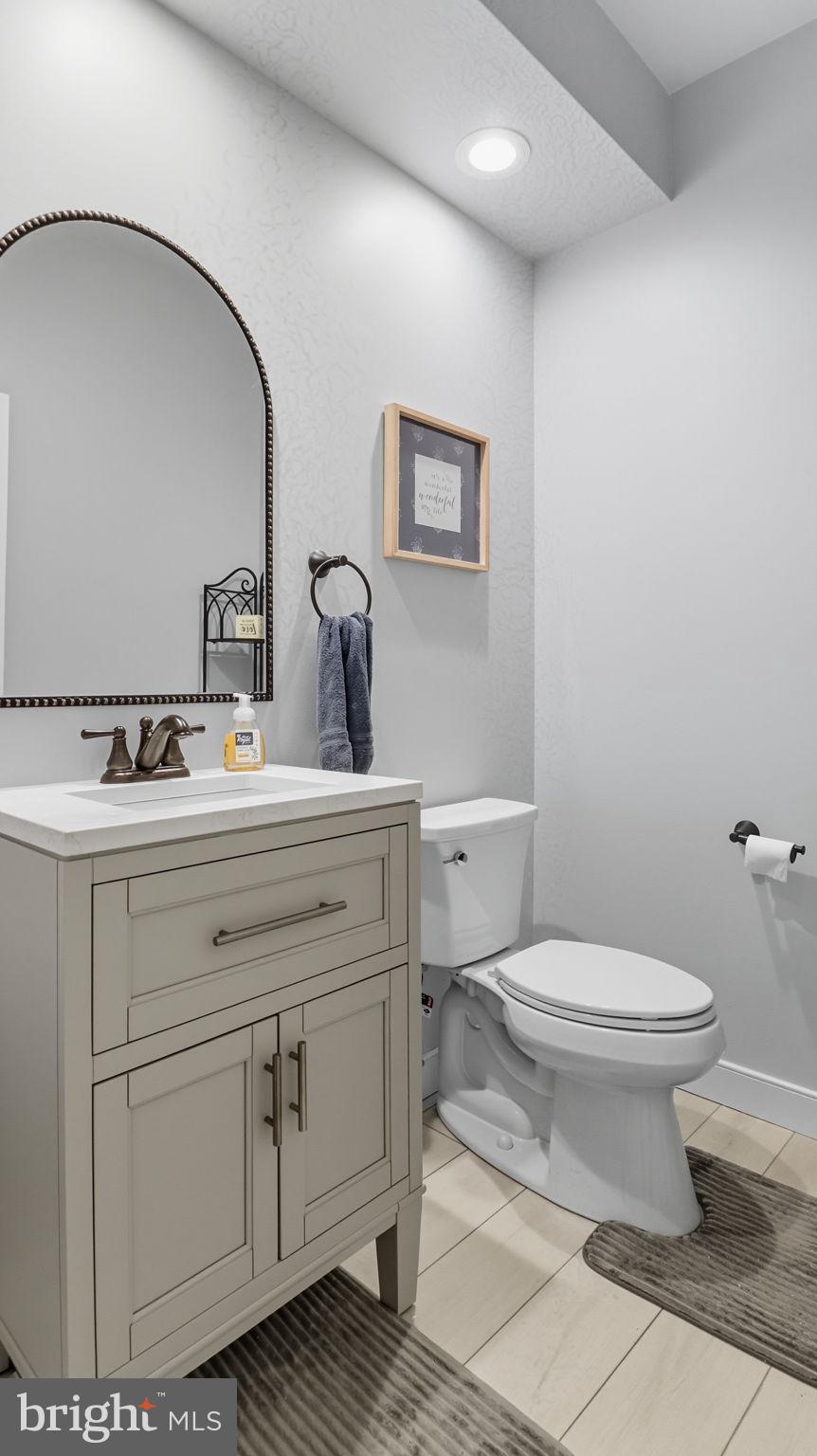 5308 LAKEVALE TERRACE