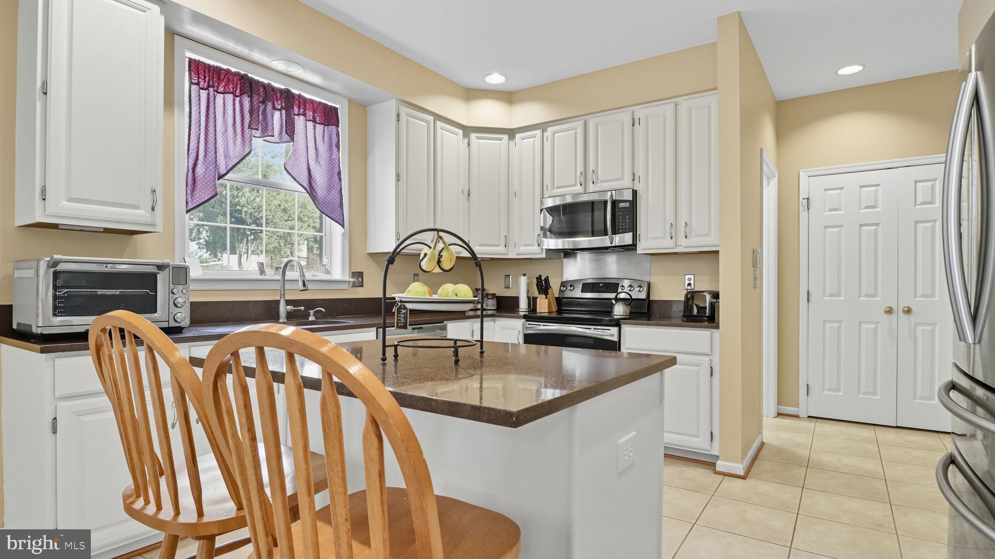 5308 LAKEVALE TERRACE