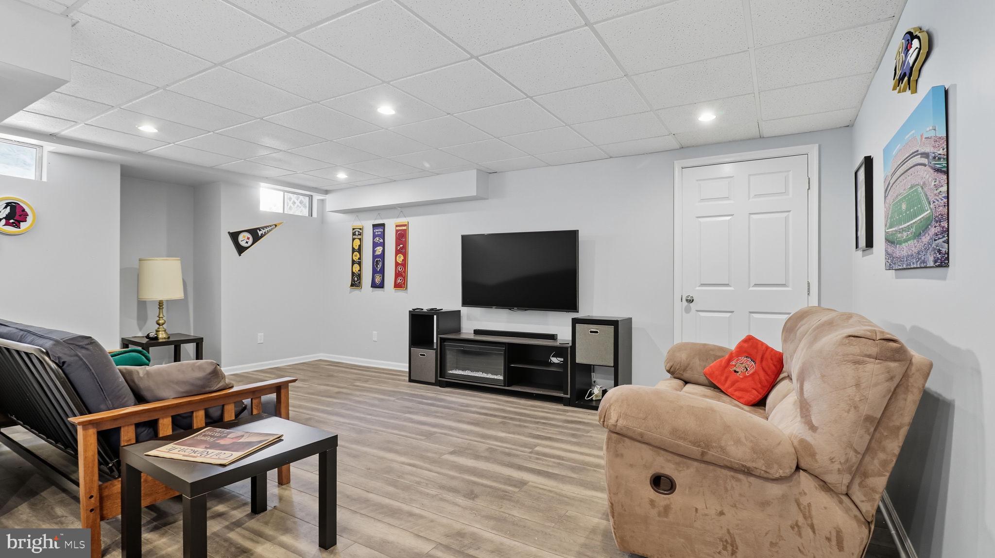 5308 LAKEVALE TERRACE