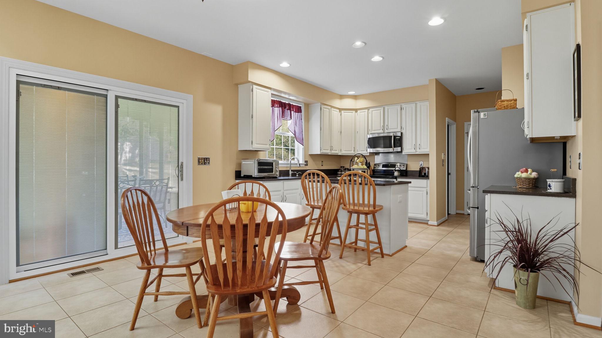 5308 LAKEVALE TERRACE