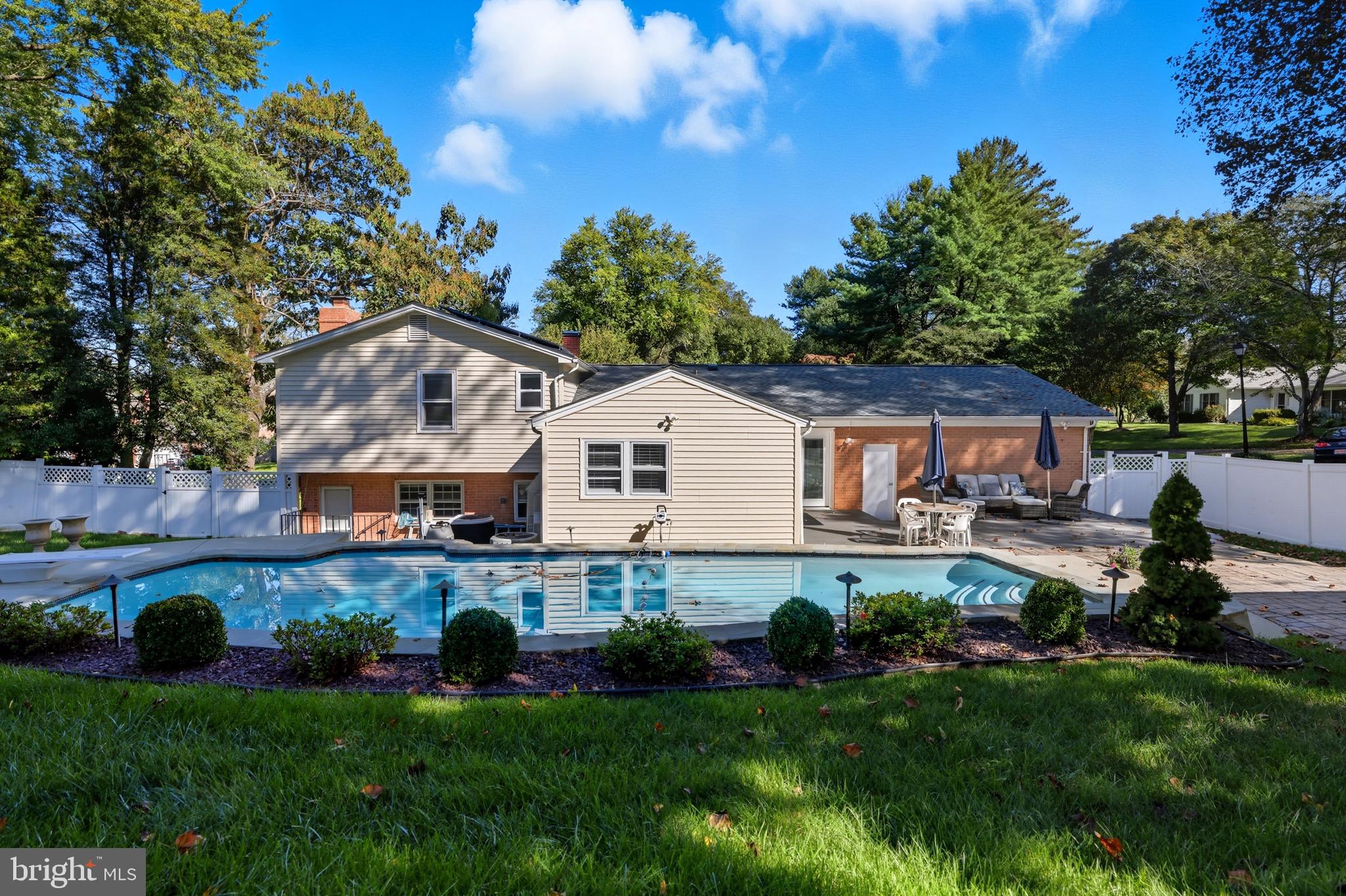 3604 BASKERVILLE DRIVE