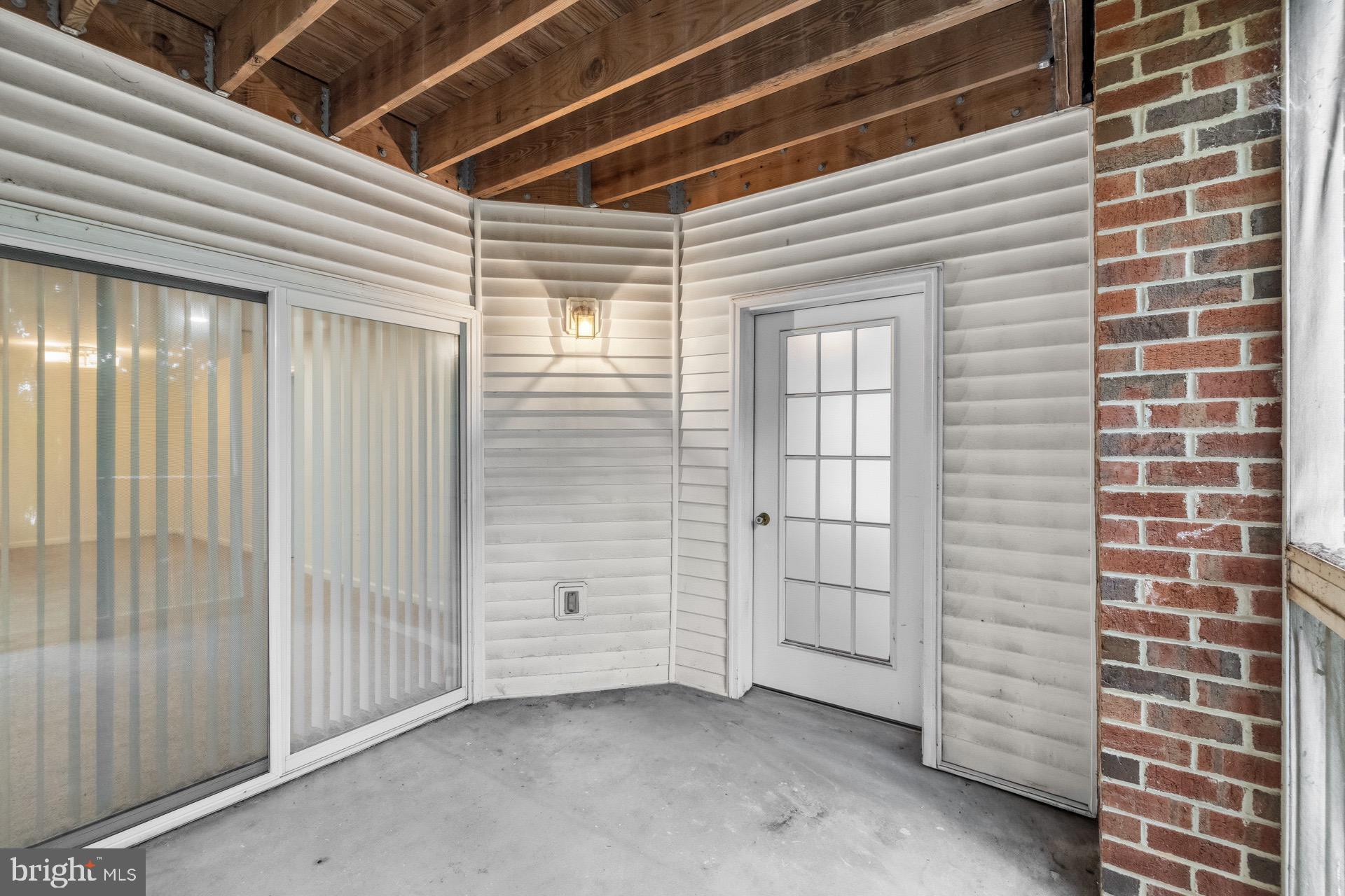 6610 LAKE PARK DRIVE T1