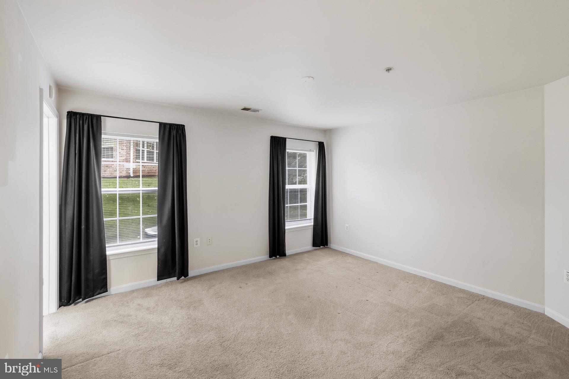 6610 LAKE PARK DRIVE T1