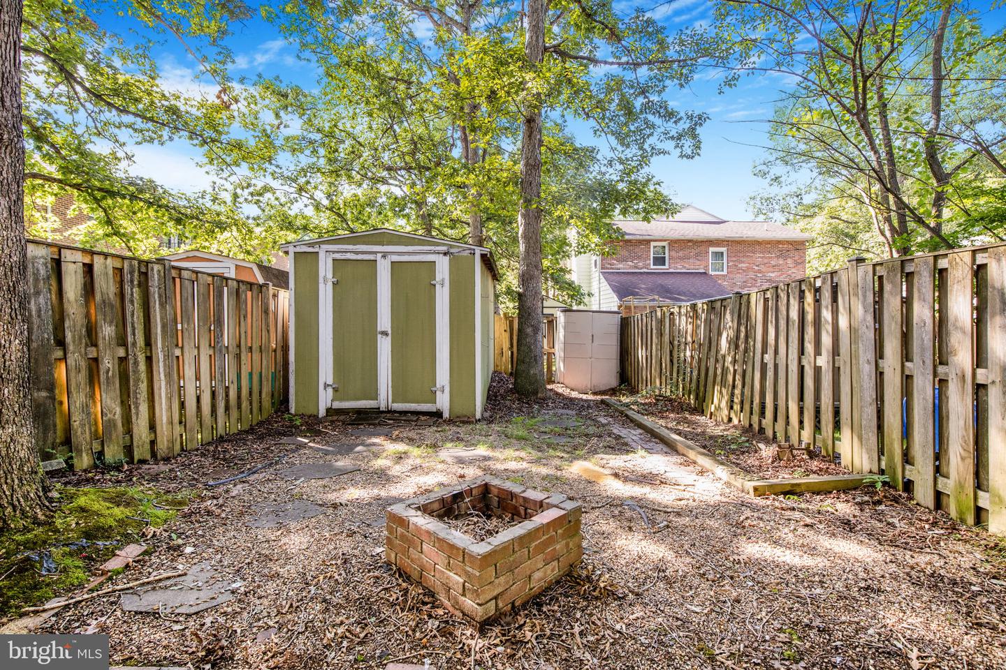 22415 Greenview Ct