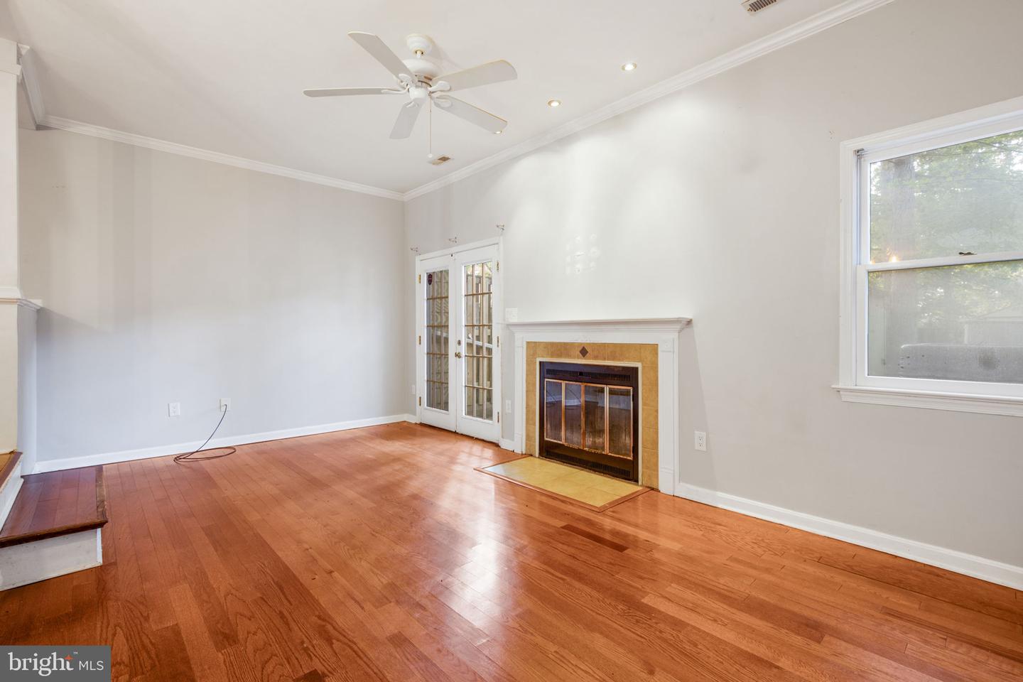 22415 Greenview Ct