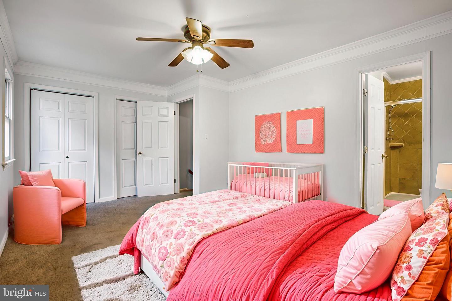 22415 Greenview Ct