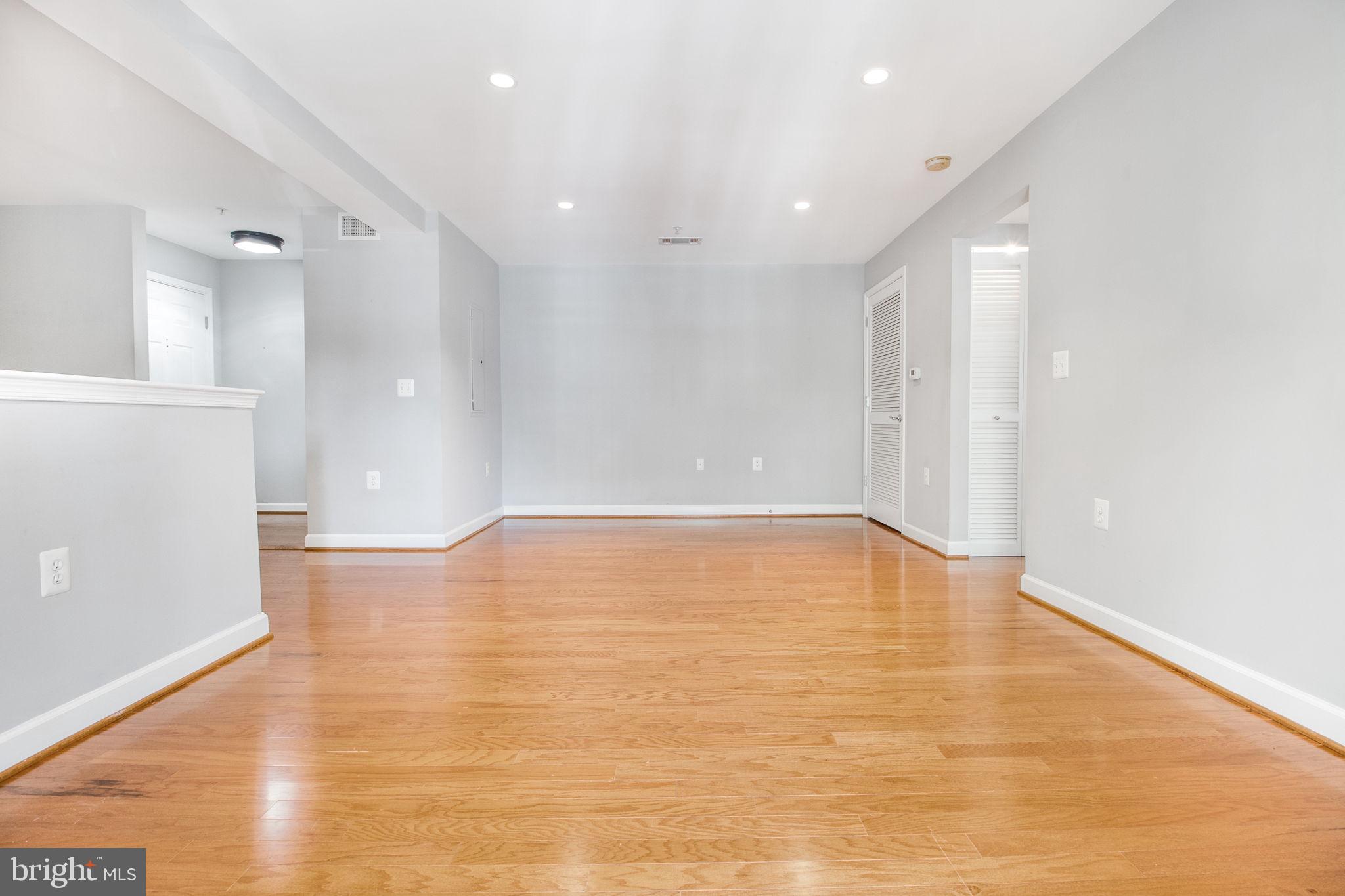 4089 S Four Mile Run Dr #304