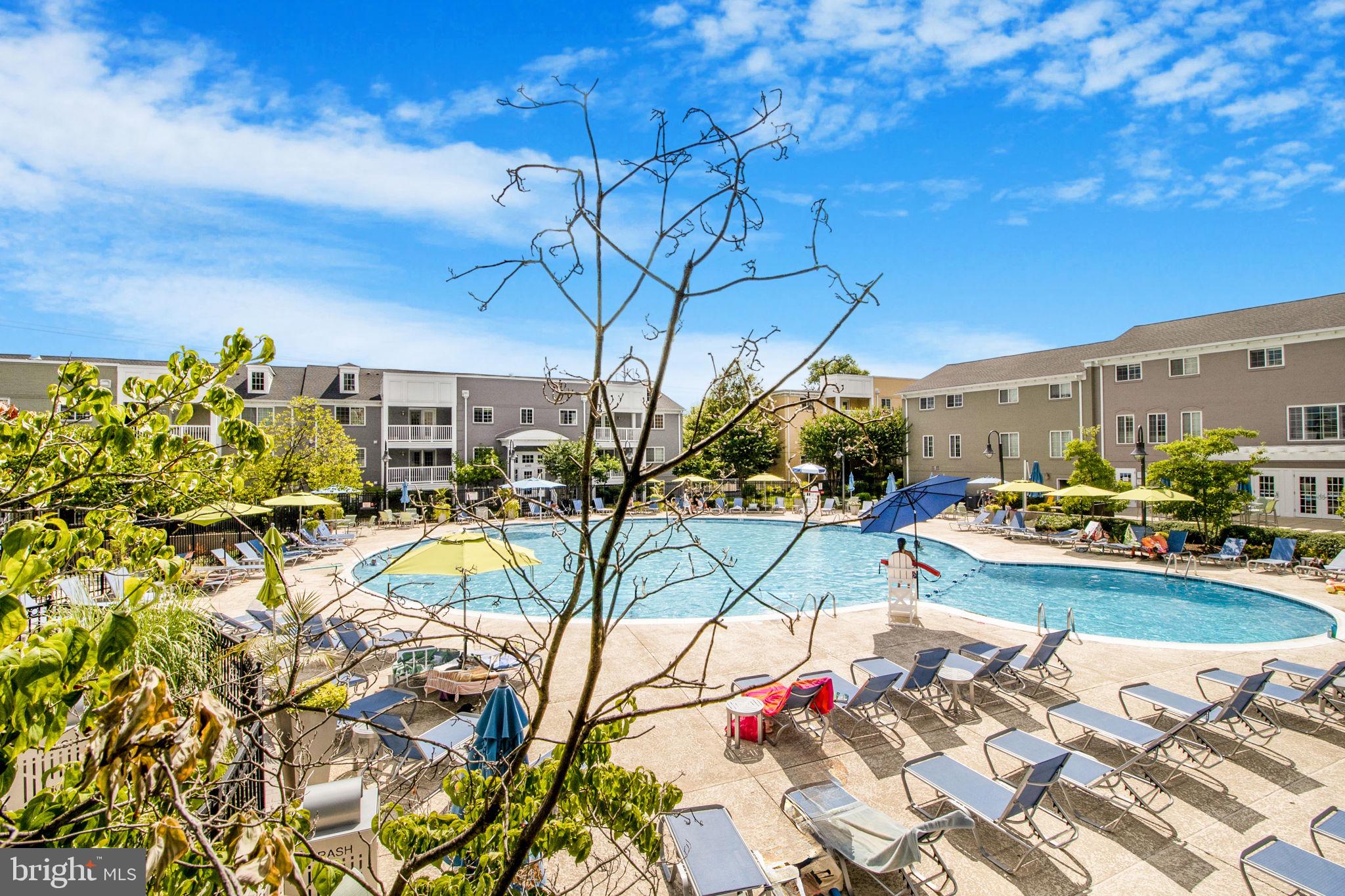 4089 S Four Mile Run Dr #304