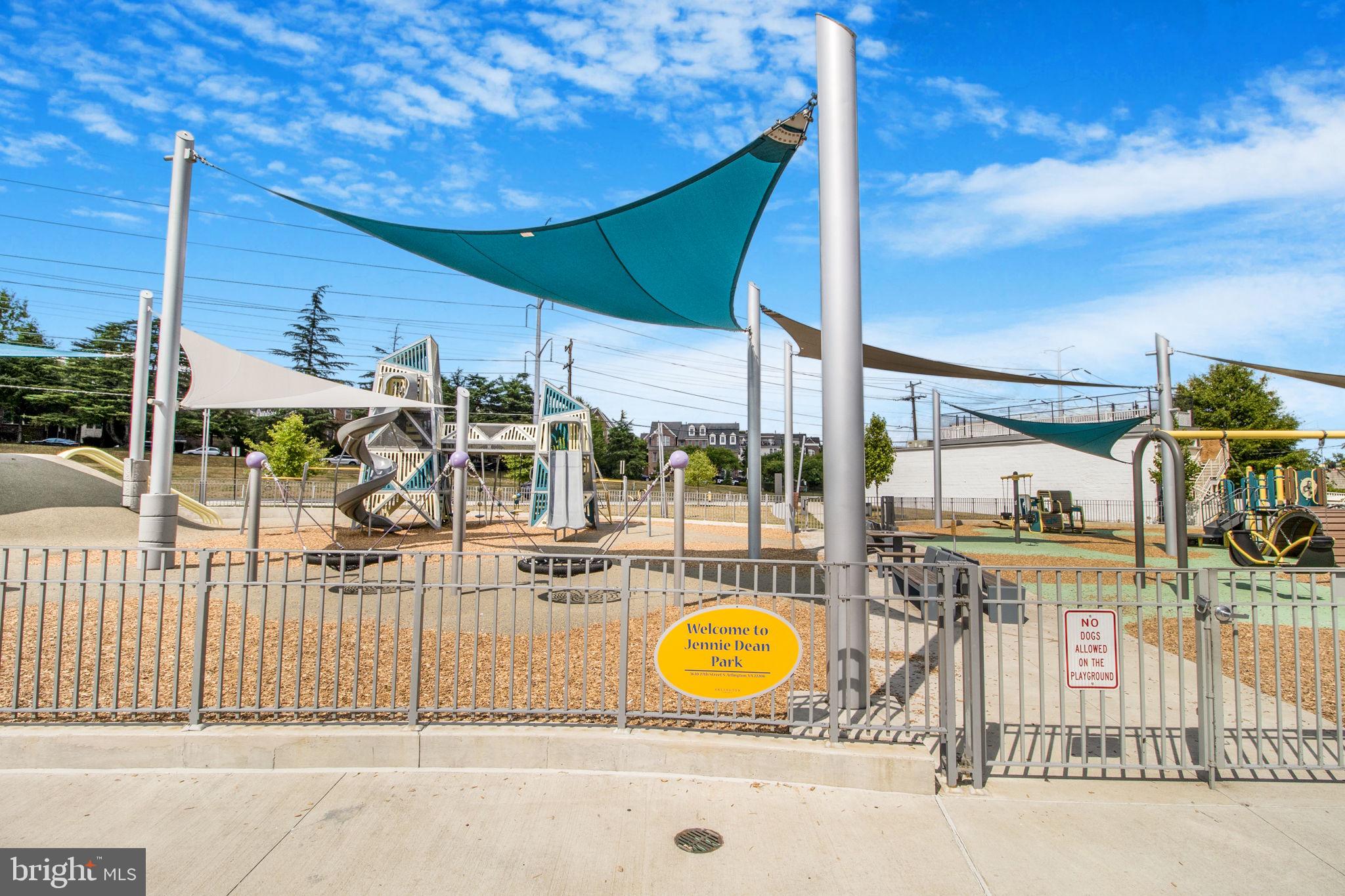 4089 S Four Mile Run Dr #304
