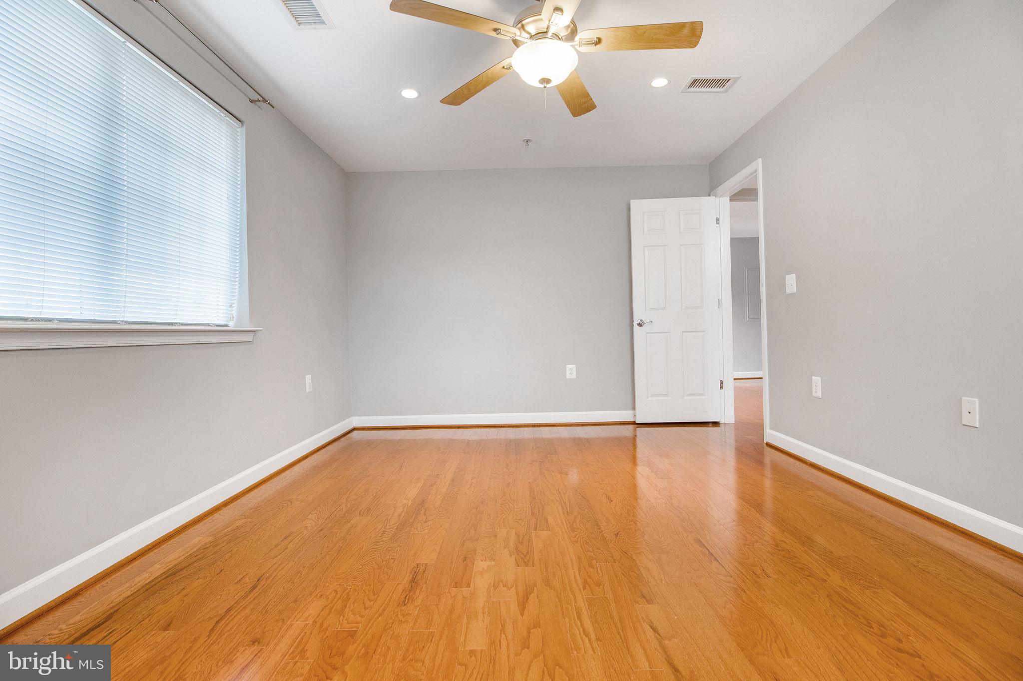 4089 S Four Mile Run Dr #304