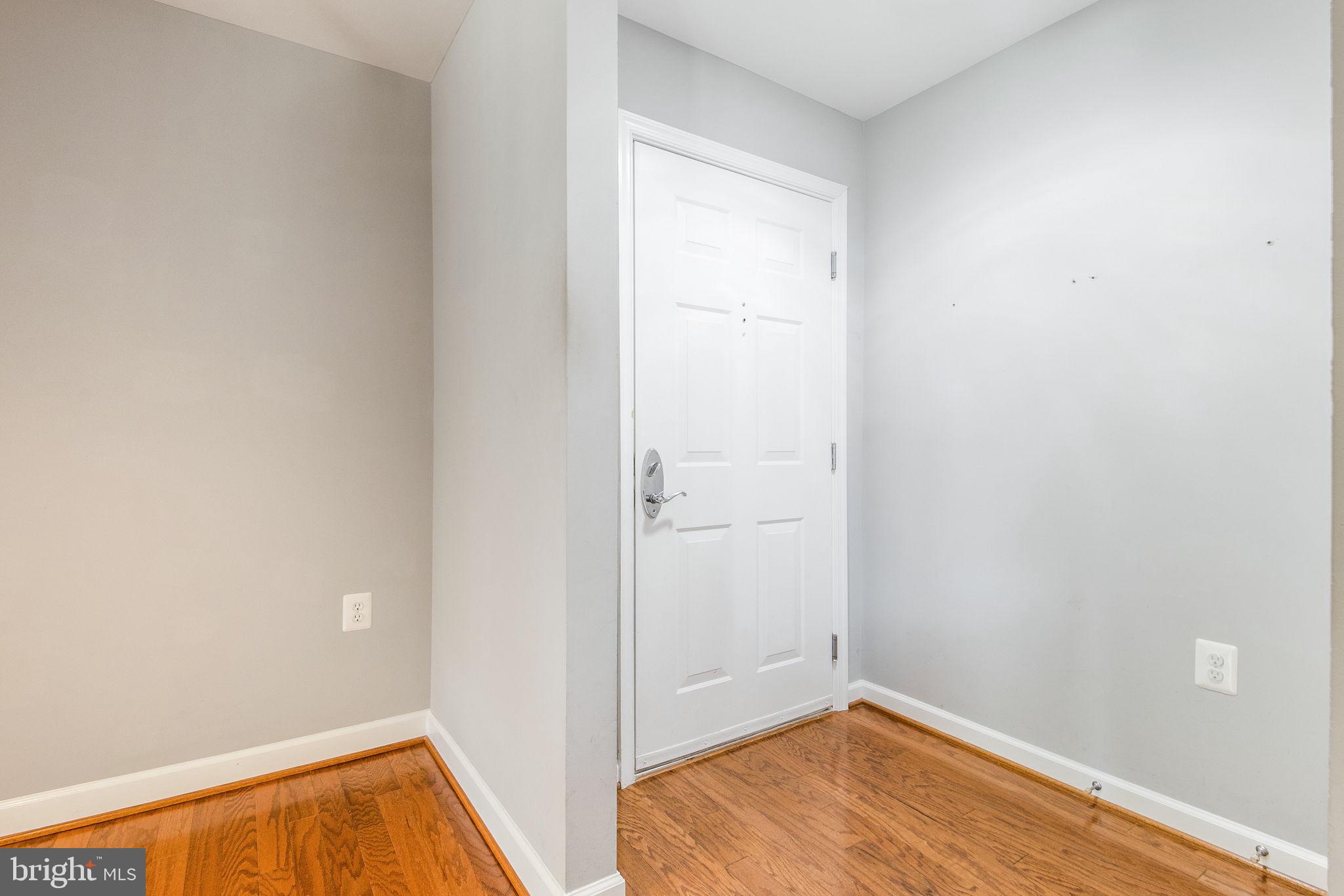 4089 S Four Mile Run Dr #304
