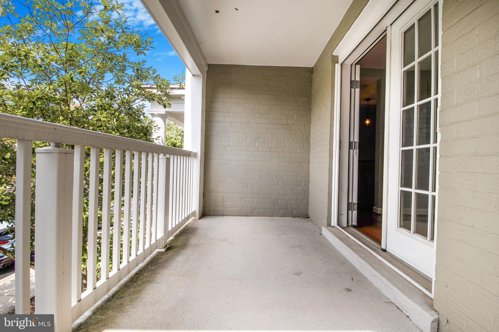 4089 S Four Mile Run Dr #304