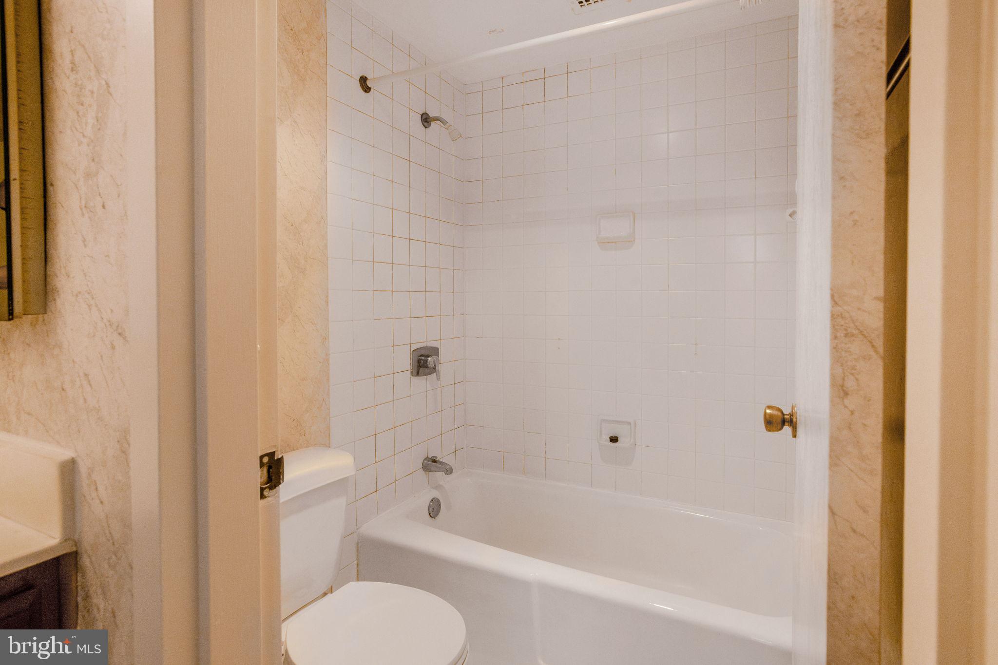 3701 S George Mason Drive Unit: 617N