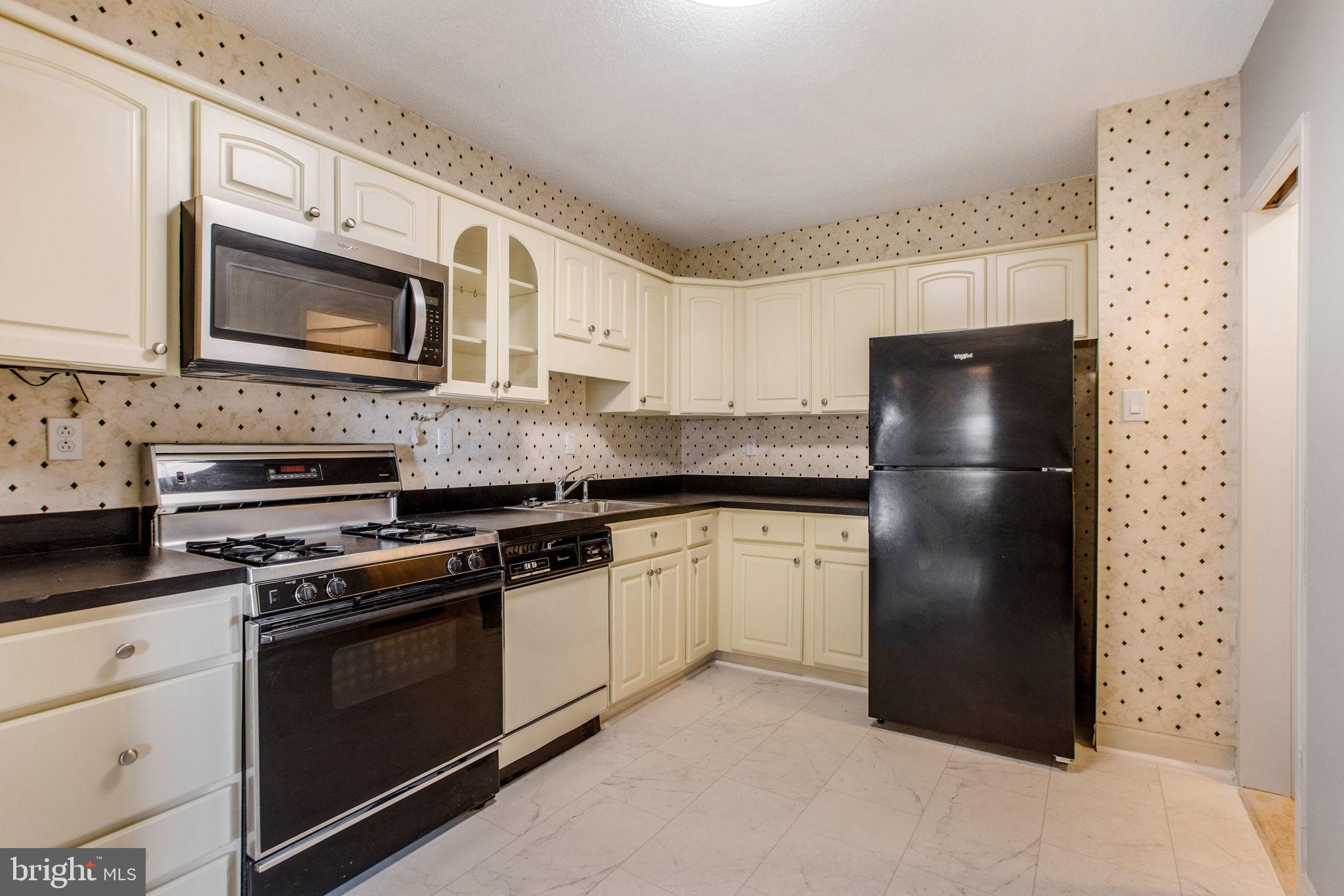 3701 S George Mason Drive Unit: 617N