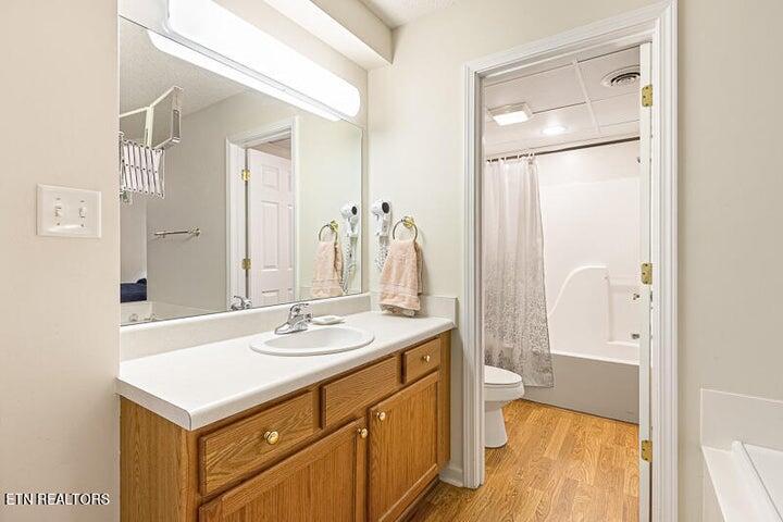 205 Ogle Drive Unit: 554
