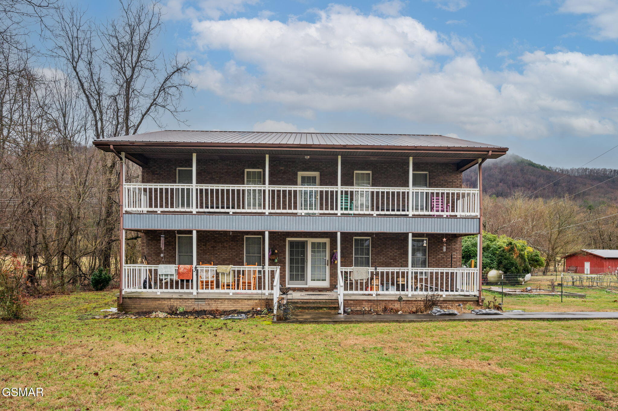 3888 Cosby Highway