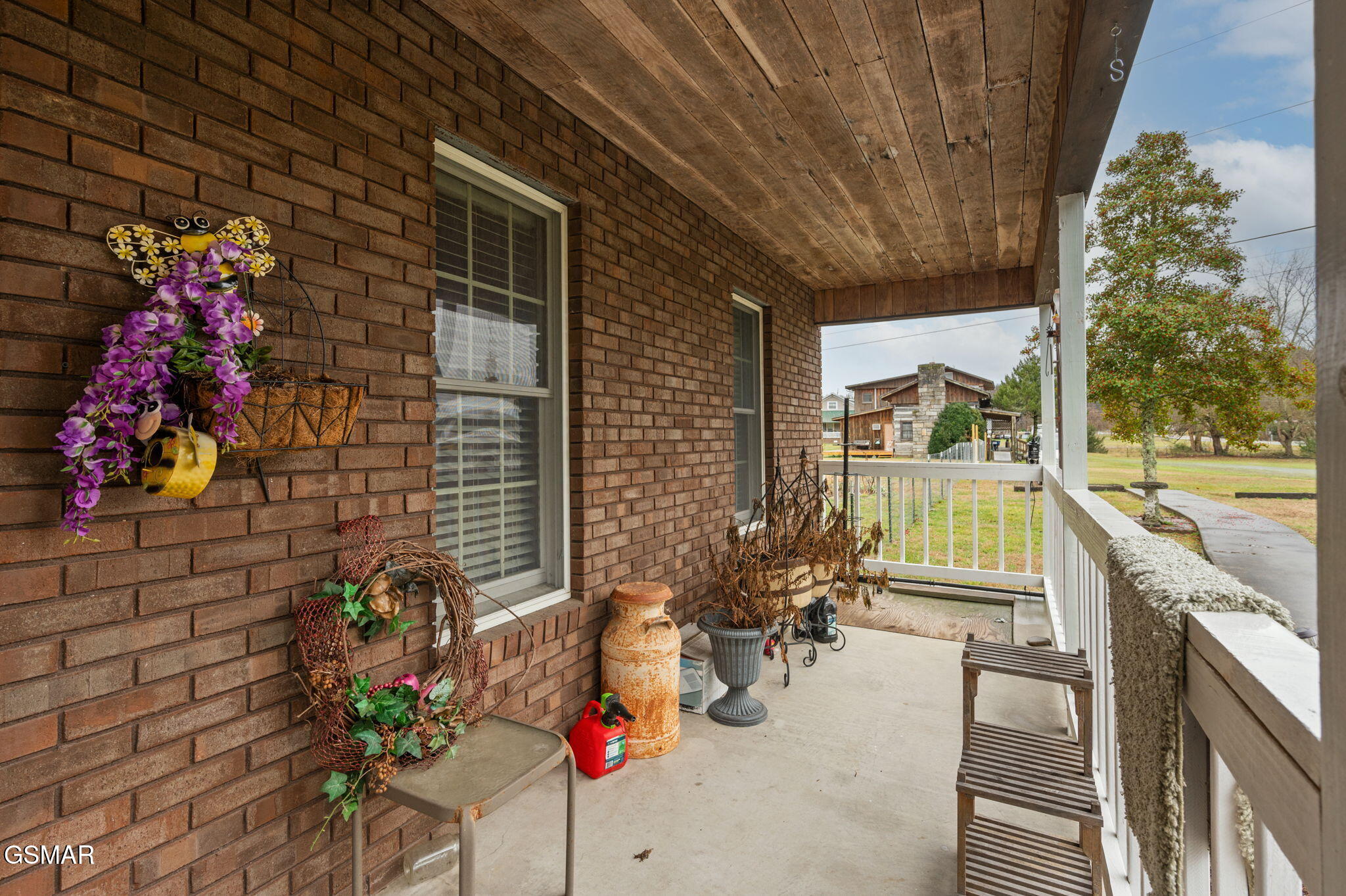 3888 Cosby Highway