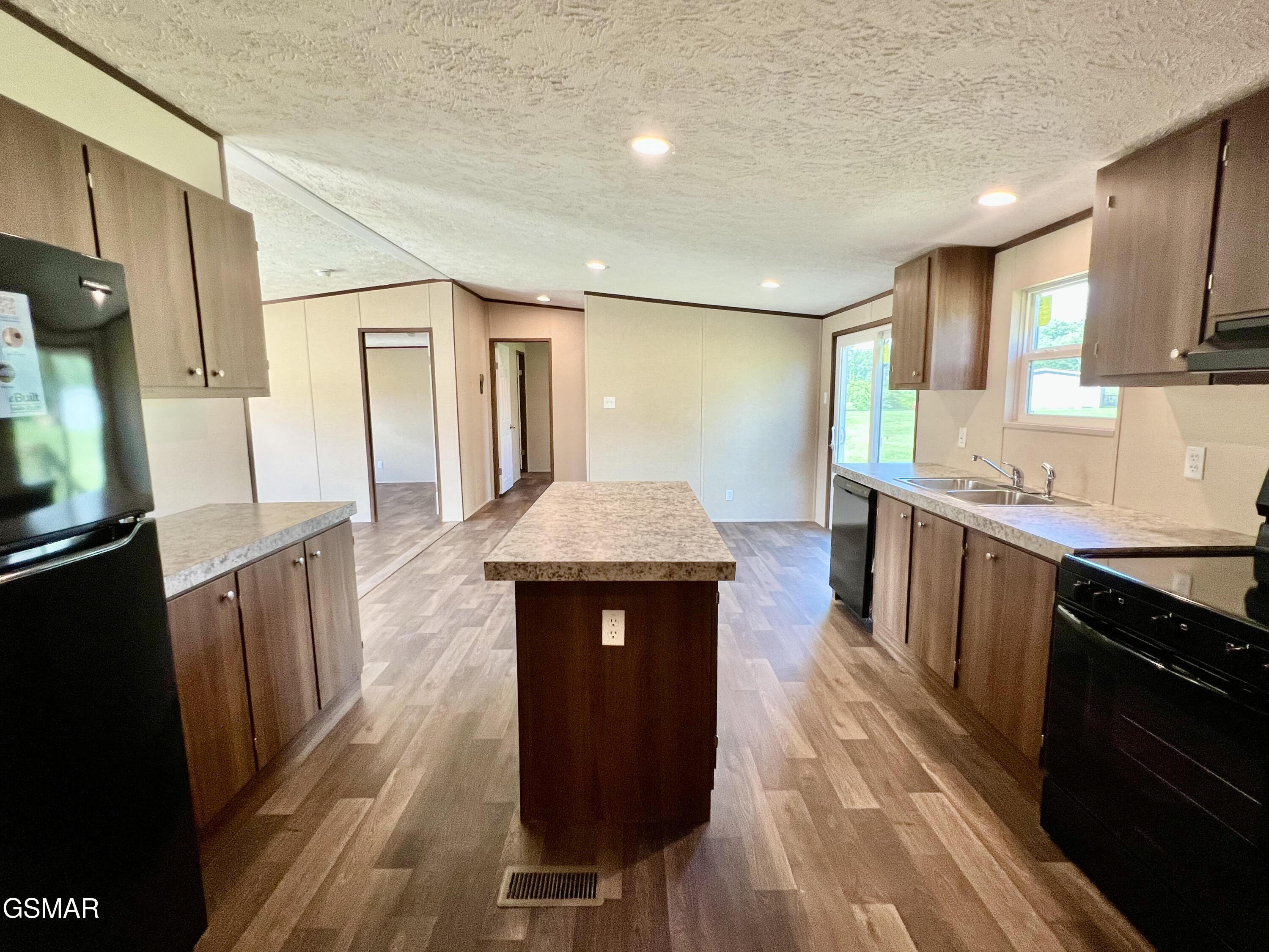127 English Mountain Road