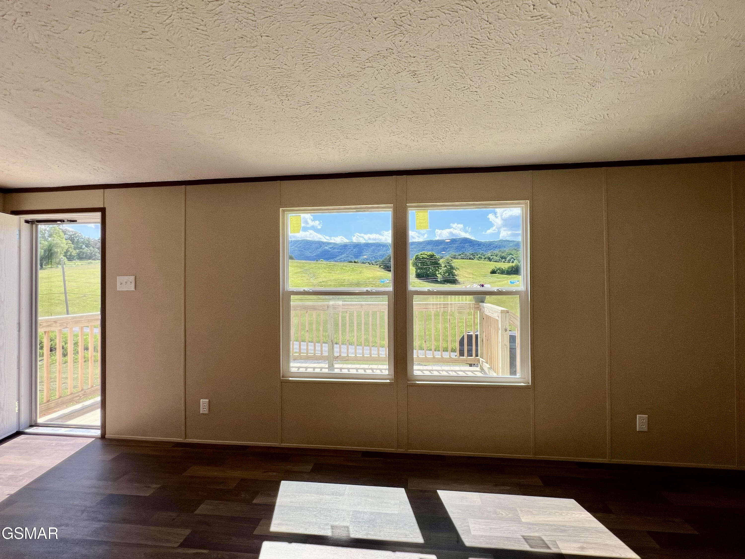 127 English Mountain Road